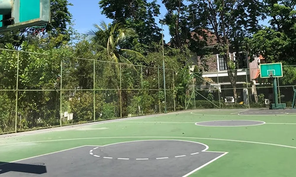 Lapangan basket outdoor Taman Bougenville Estate