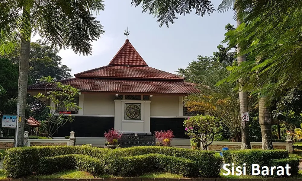 Masjid Raudhatul Jannah di Taman Bougenville Estate